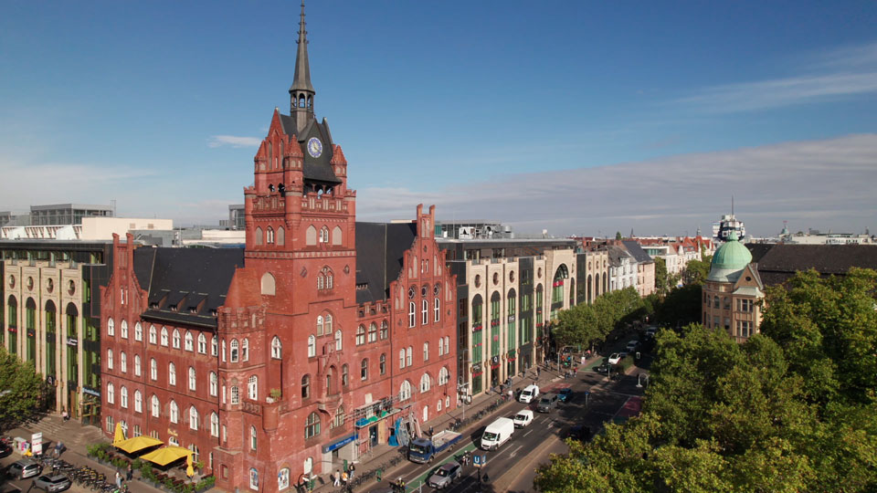 Rathaus Steglitz in Berlin – Standort von Talimo Familienhilfe und Jugendhilfe im Bezirk Steglitz-Zehlendorf